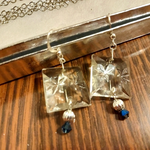 Upcycled Vintage Chandelier Glass & Swarovski Necklace & Earrings Set - Picture 4 of 4